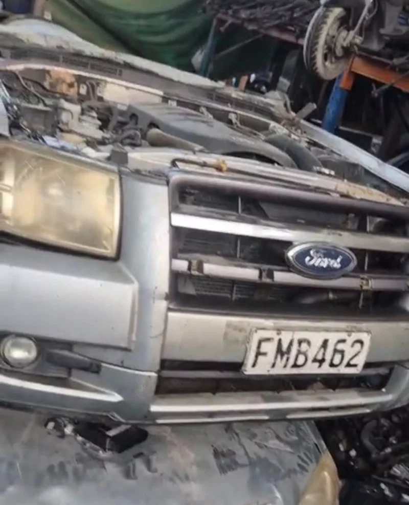 Front Headlights Set For Ford Everest 2007 2011 