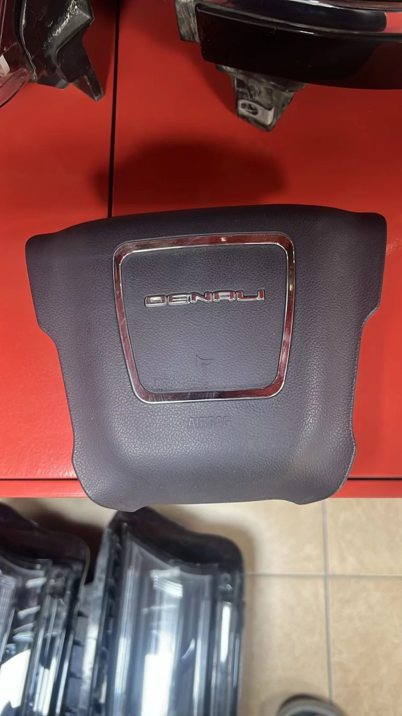 Driver Steering Wheel Airbag For Gmc Sierra Denali 2007 2013