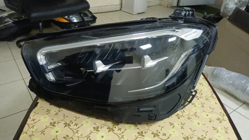 Led Headlight (left) For Mercedes Benz E Class 2020 2023 cod A2139069709