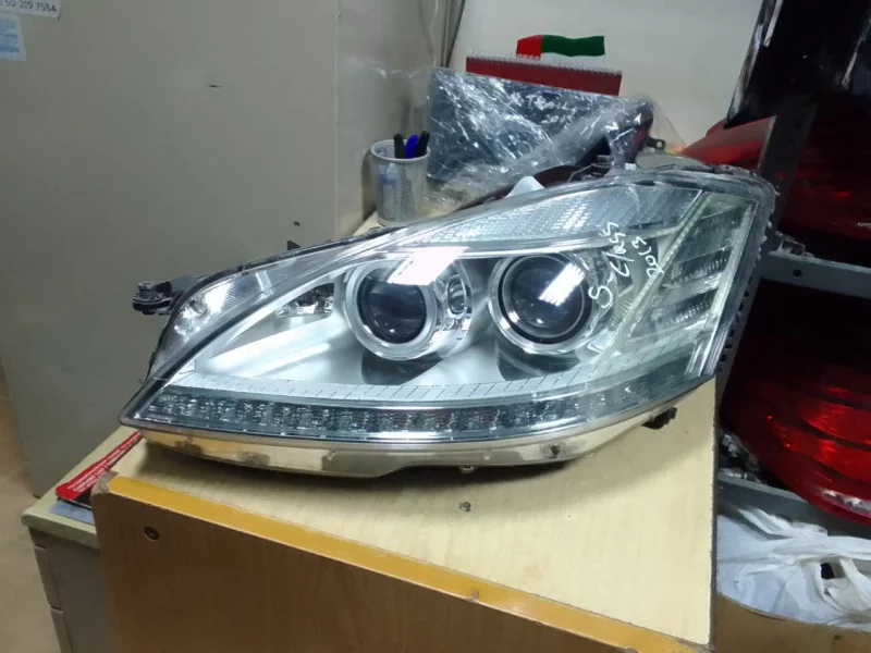 Left Front Bi Xenon Headlight Assembly For Mercedes Benz C Class2013