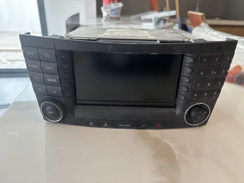 Mercedes Cls W219 Command Head Unit Navigation Radio Cd