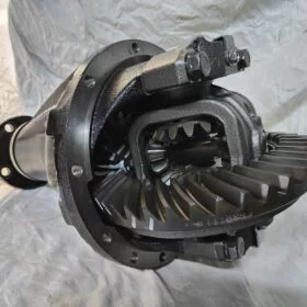 Front Automatic Pinion 1139 For Nissan Safari / Super Safari 2003+