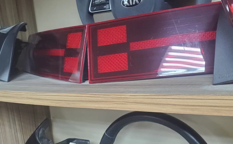 Inner Rear Tail Lights For Kia Carnival (ka4) 2021 2026