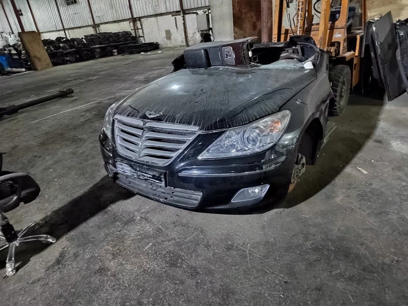 Hyundai Genesis Sedan Bh Front Cut Black 2008 2011