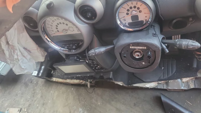 Dashboard / Instrument Panel For Mini Cooper/ One/ Cooper S 2001 2006