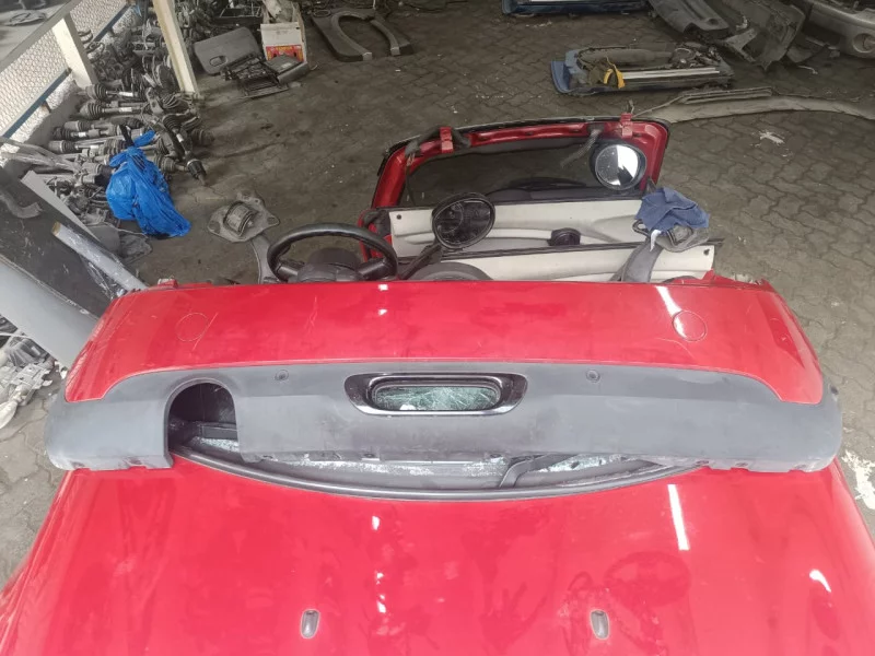 Dismantling MINI Cooper Cooper from 2016