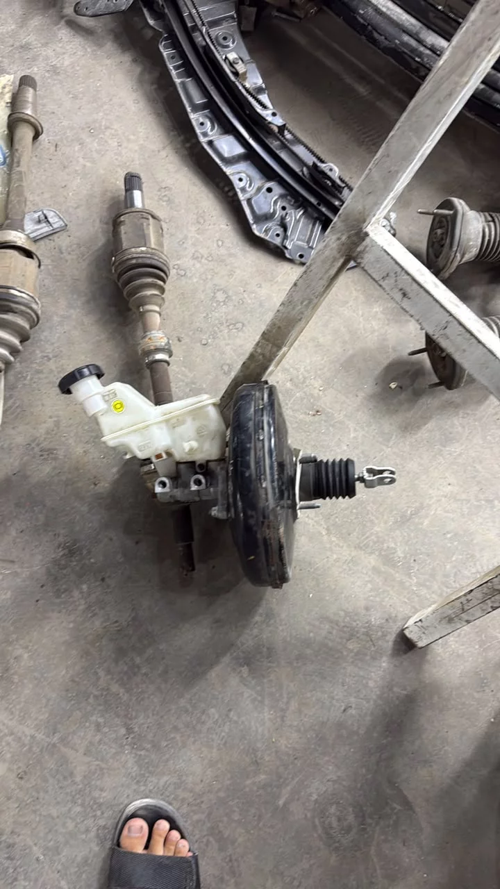 Toyota Brake Booster Camry Avalon Rav4 Corolla 2012 2018 in Sharjah Industrial Area 6, Sharjah Dismantles