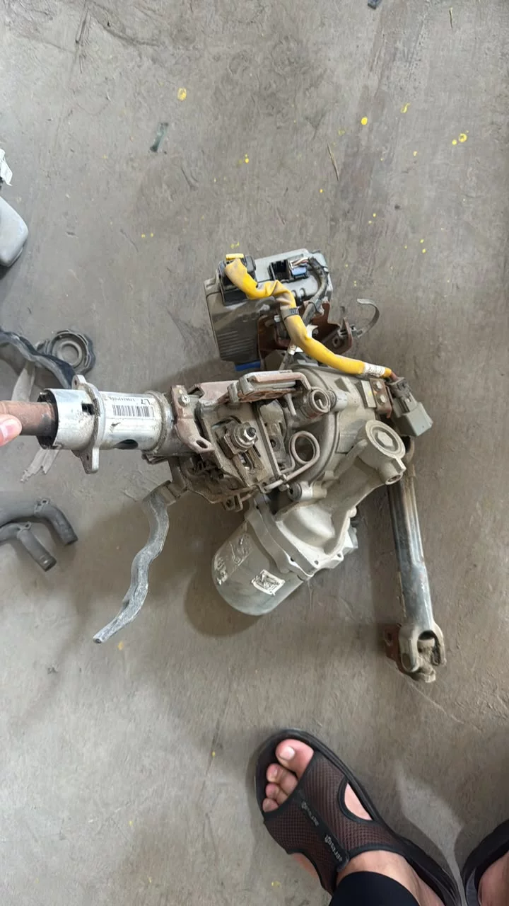 Hyundai Kia Electric Power Steering Column Elantra I30 Ceed Rio 2011+ in Sharjah Industrial Area 6, Sharjah Dismantles