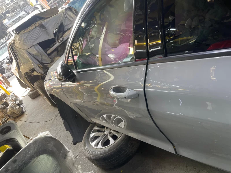 Hyundai Elantra Front Left Door 2020 Present in Sharjah Industrial Area 6, Sharjah Dismantles