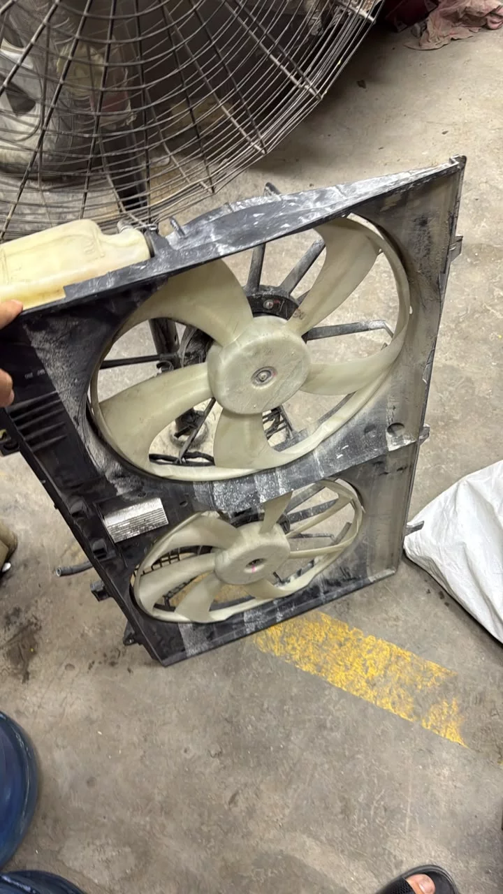 Toyota Sienna Complete Dual Radiator Fan Assembly 2 7l 3 5l V6 2011+ in Sharjah Industrial Area 6, Sharjah Dismantles