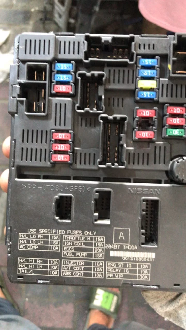 Nissan Micra Note Fuse Box 284b7 1h00a 2010 2017 cod 284B7 1H00A