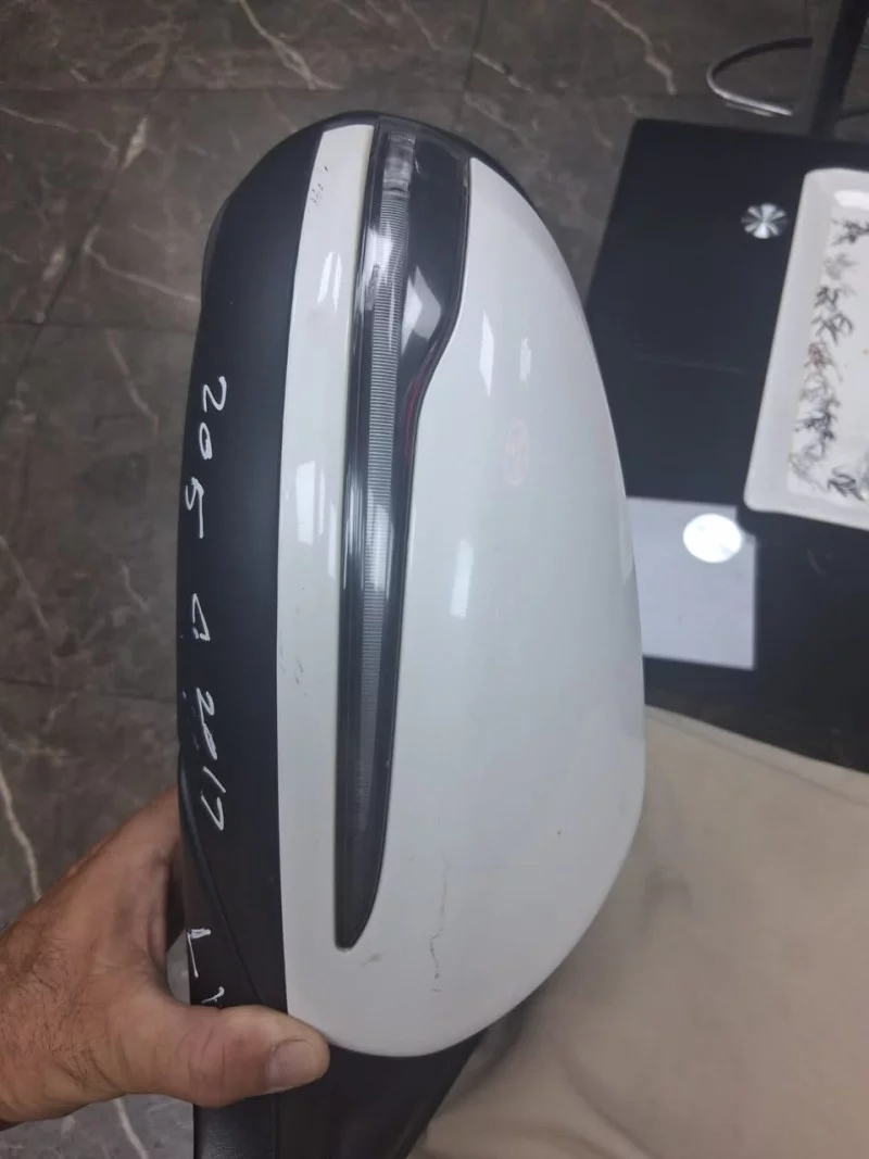 Mercedes Benz 2020 Full Option Electric Side Mirror Assembly