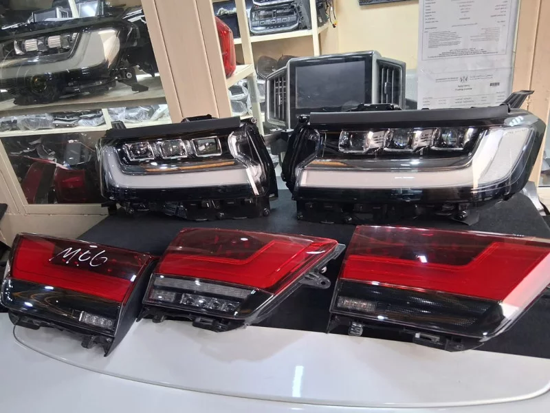 Toyota Land Cruiser Headlights Headlamp Assembly 2010 2020