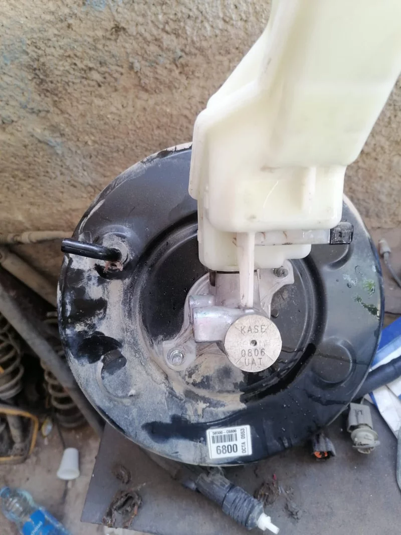 Hyundai Santa Fe 2014 2015 Brake Master Cylinder