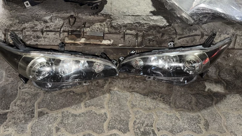 Toyota Wish 2016 Model Headlights Set Left And Right