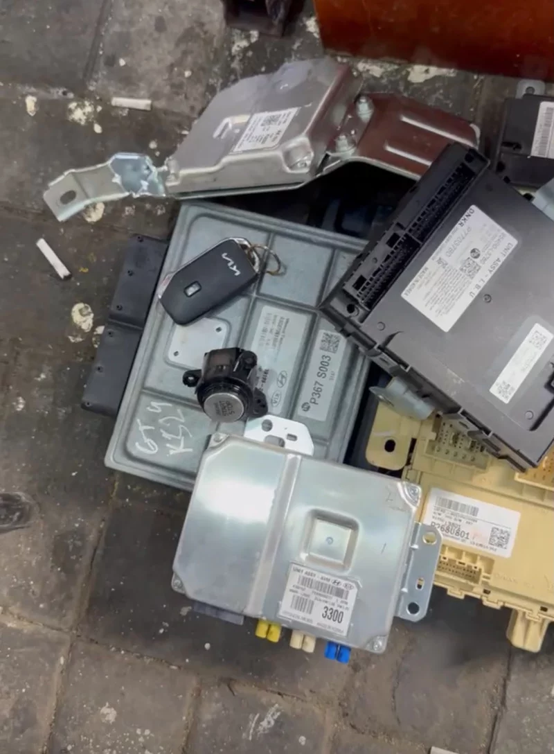 Kia K5 2025 Complete Security System Assembly