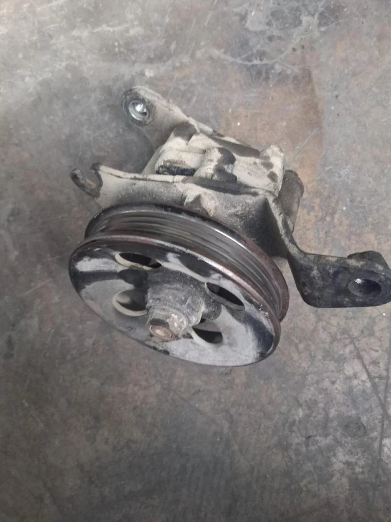 Hydraulic Power Steering Pump For Toyota Sienna & More 2000 2011