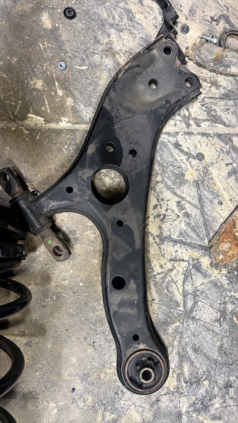 Lower Arm For Toyota Sienna 2020+