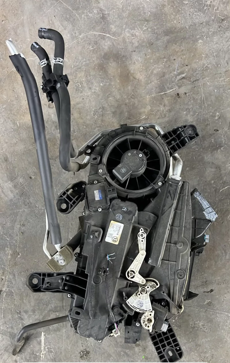 Toyota Sienna 2018 Onwards Complete Rear Heater Assembly