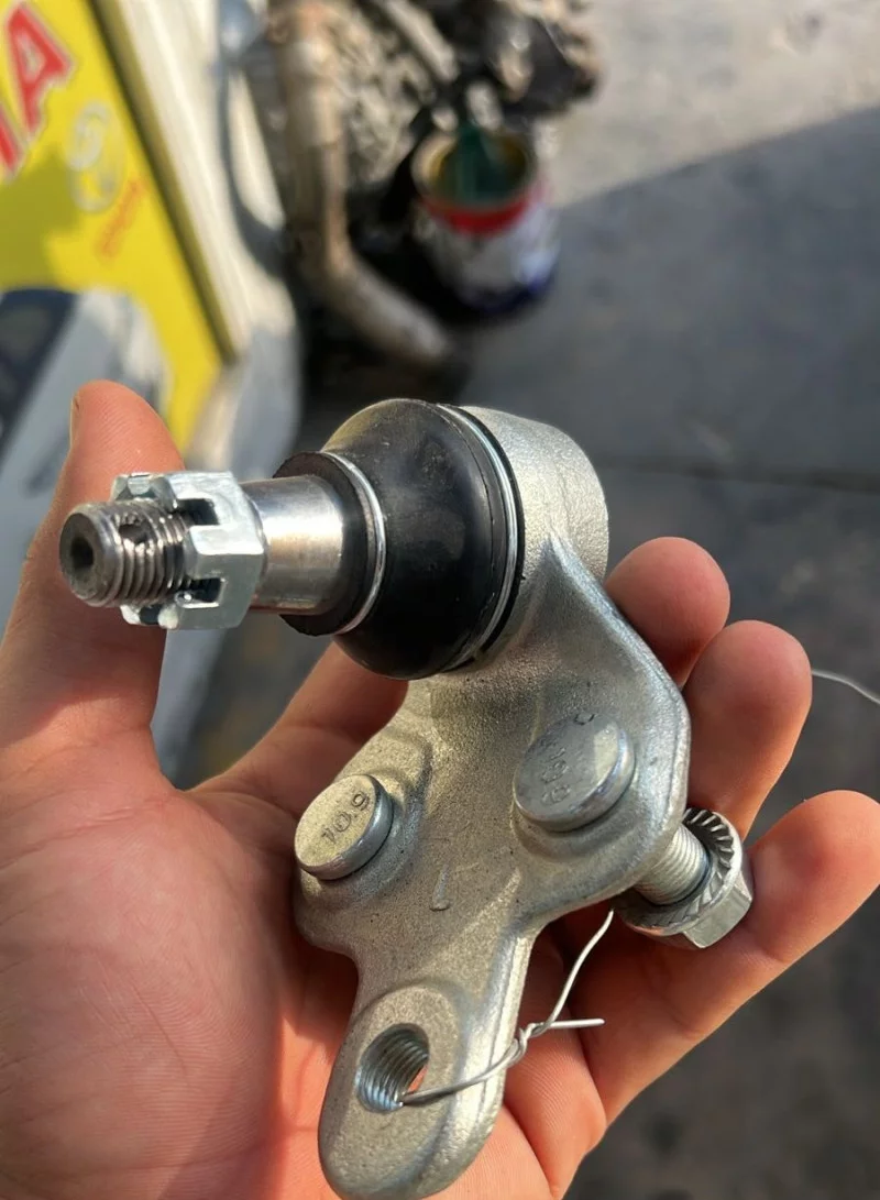 Toyota Sienna 2011 2020 Lower Suspension Ball Joint Assembly