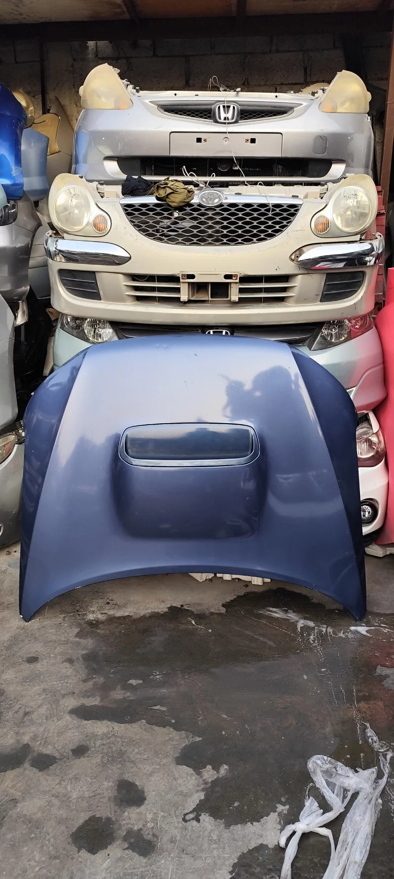 Subaru Forester Hood 2012 Turbo Editions cod 0896 Auto spare parts in Sharjah Industrial Area 3, Sharjah