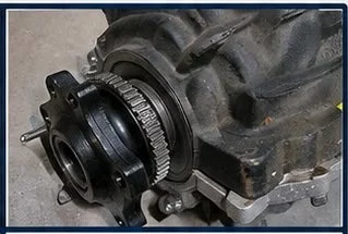 Genuine Rear Differential Complete Assembly For Nissan Navara D40 2005 Auto spare parts in Al Qusais Industrial Area 5, Dubai
