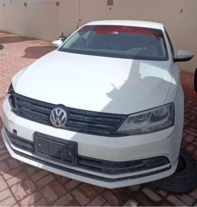 Volkswagen Jetta 2015 2018 Breaking For Parts Including Interior in Al Salama, Umm Al Quwain Dismantles