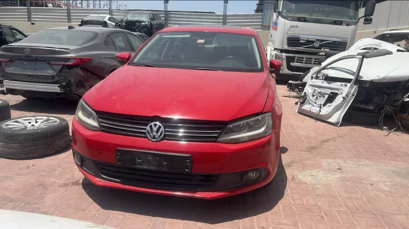 Volkswagen Jetta 2011 2014 Breaking For Parts Including Wheels