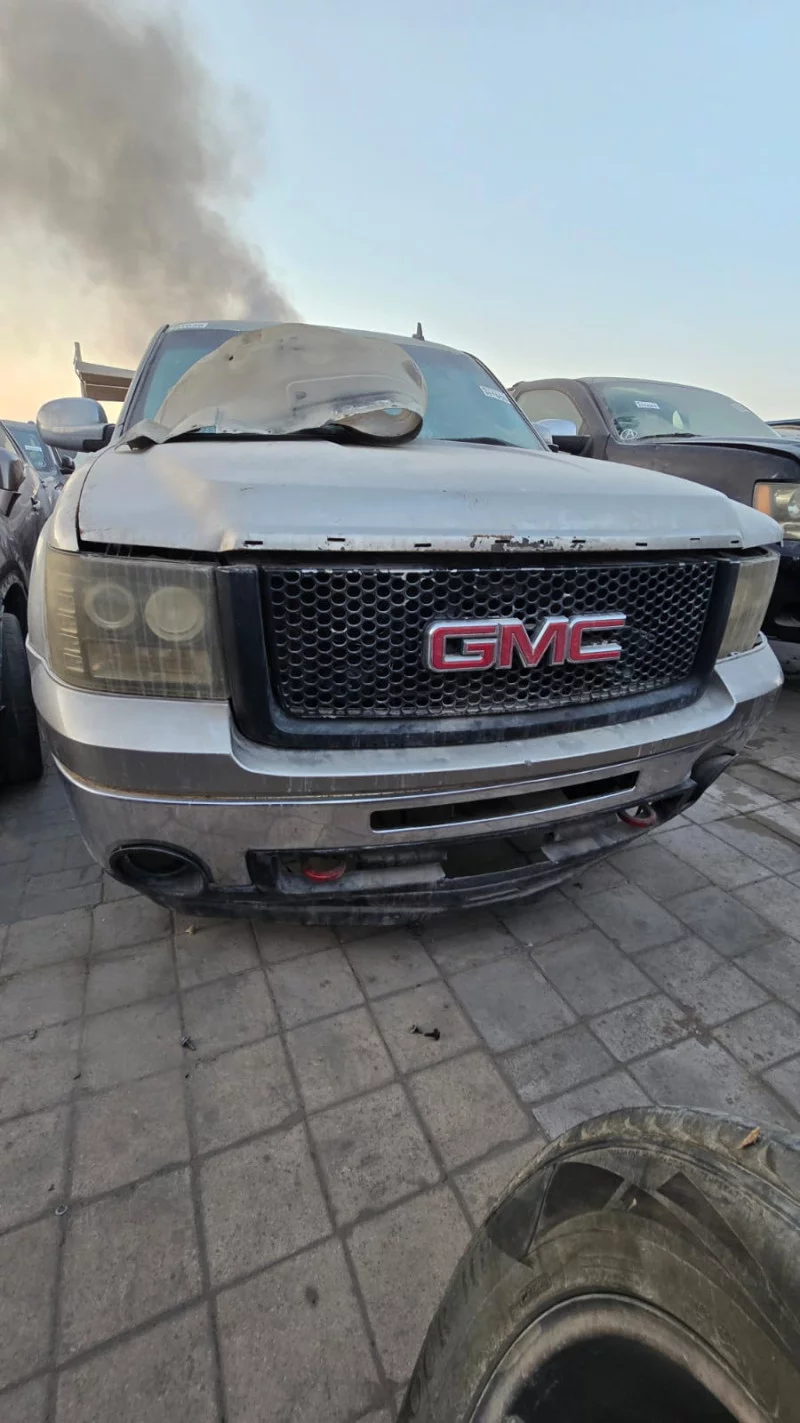 Gmc Sierra 1500 2007 2013 Grey For Spare Parts