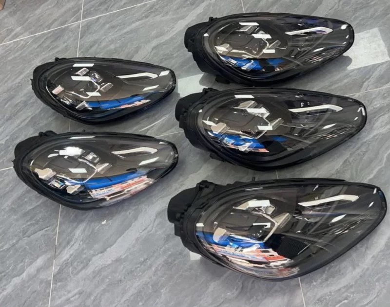 Headlights For Porshe Cayenne 2018 2022