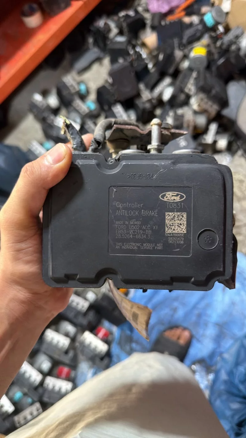 Ford Explorer 2015 Abs Control Module Eb53 2c219 Bb cod EB53-2C219-BB Auto spare parts in Sharjah Industrial Area 3, Sharjah