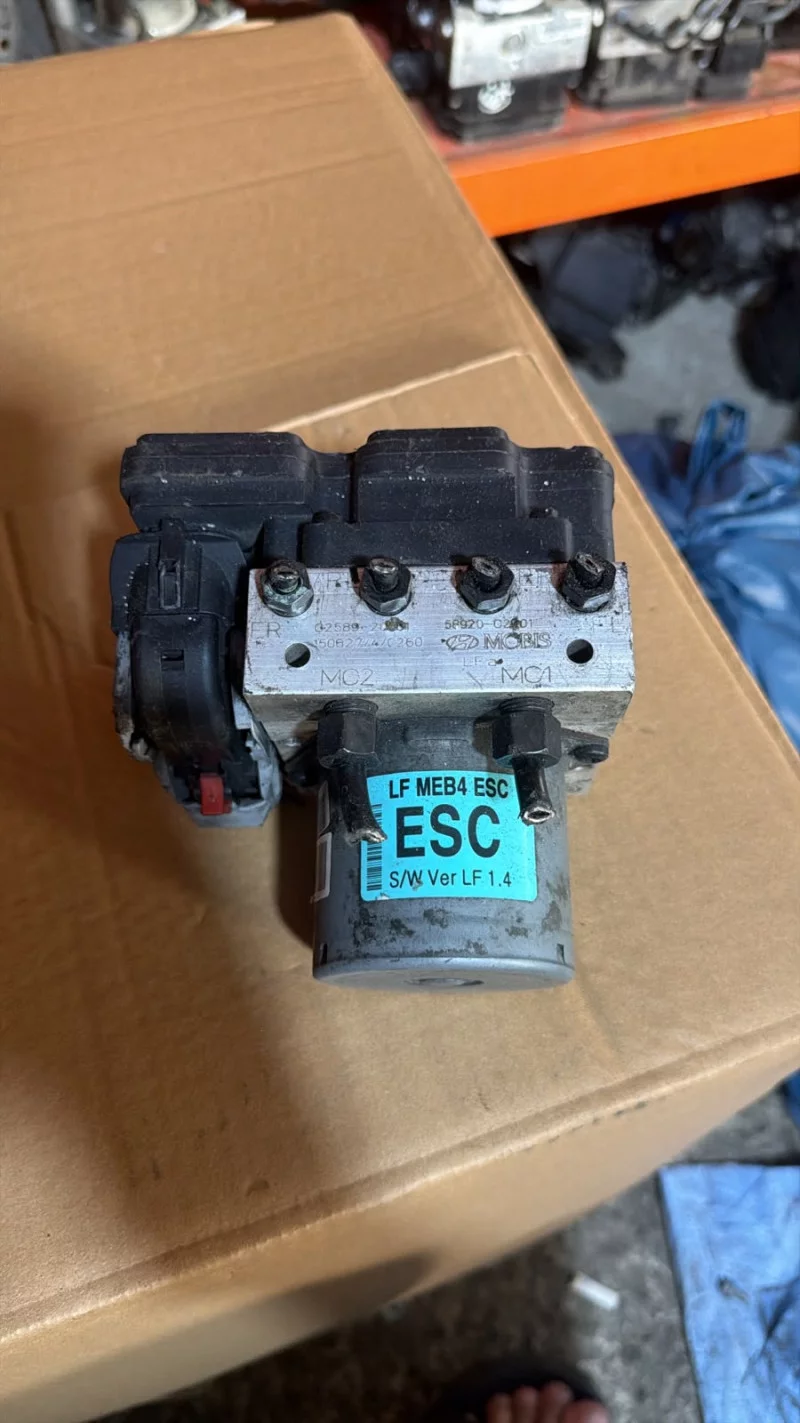 Hyundai Sonata Abs Pump Module Control Unit 2015 Auto spare parts in Sharjah Industrial Area 3, Sharjah