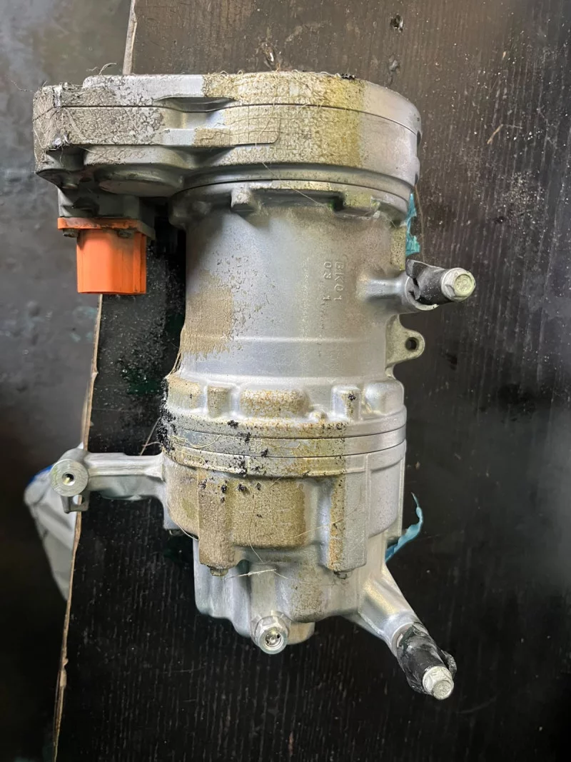 Tesla Model 3 Model Y Ac Compressor 2021 2026 1501256 00 K cod 1501256 00 K