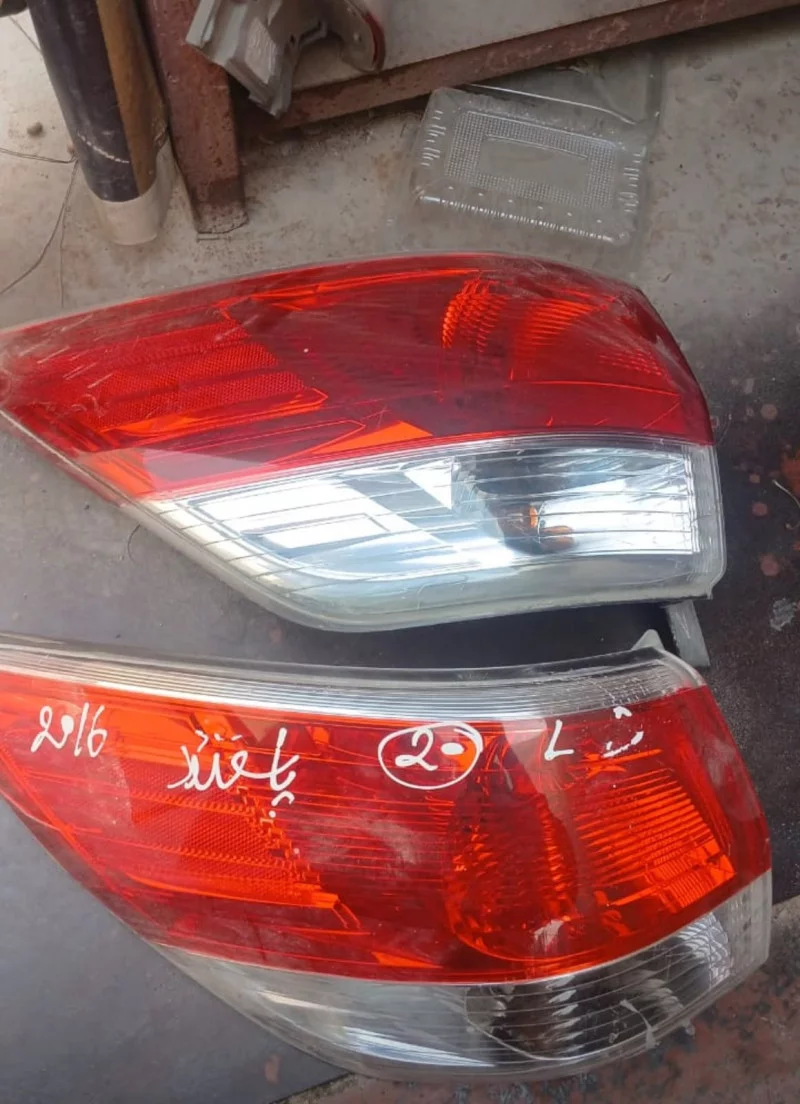 Toyota Camry Tail Lights 2010 2011