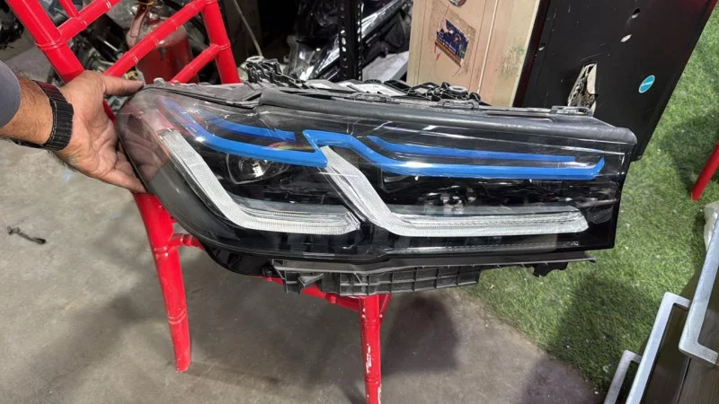 Left Front Headlight For Bmw 7 Series G70 2023 2026