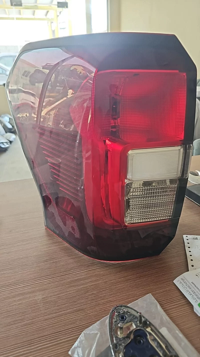 Right Rear Tail Light For Ford Expedition 2022 2024