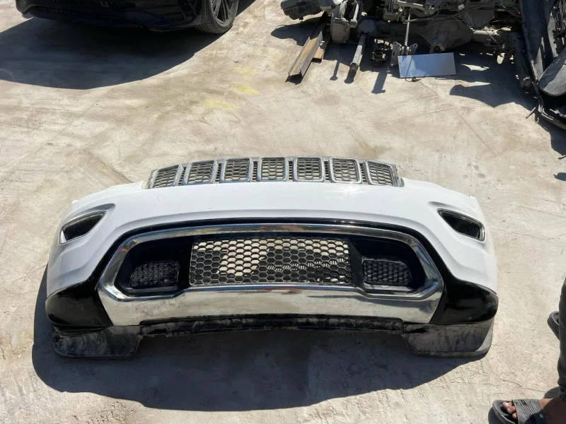 Front Bumper For Jeep Grand Cherokee Wl 2022 2024 White