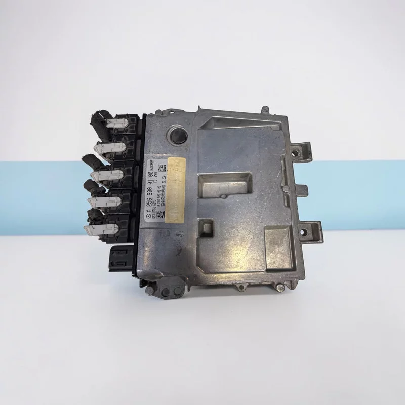 Mercedes 3 0l V6 / Inline 6 Ecu Dme (part No A2569000100) cod A2569000100