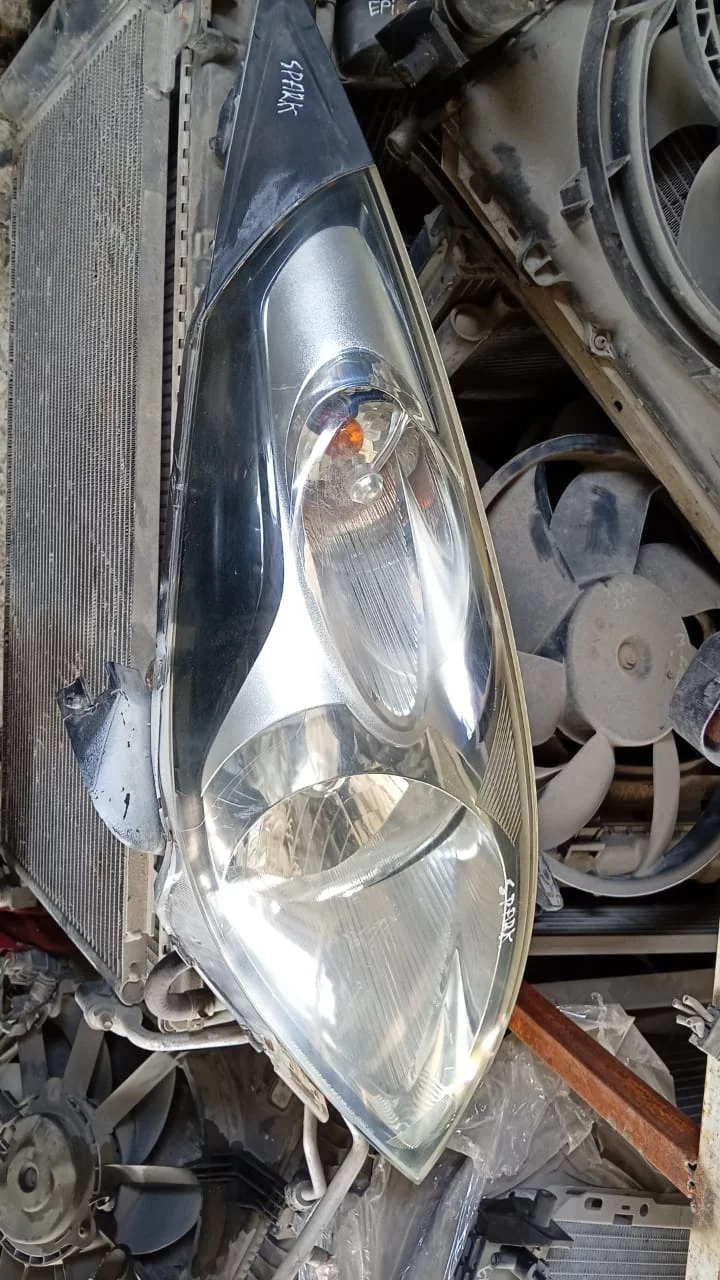 Right Front Headlight Assembly For Chevrolet Spark 2011 