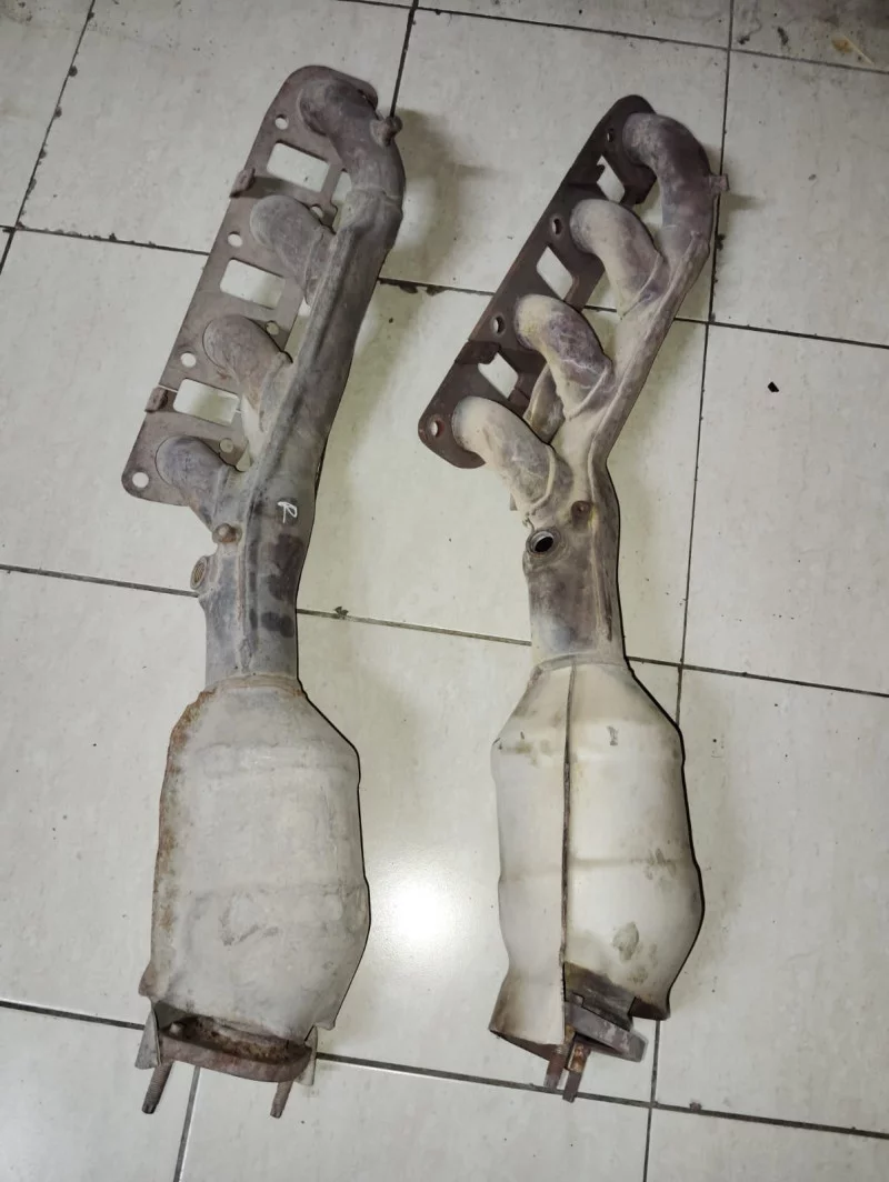 Catalytic Converter With Integrated Exhaust Manifold For Nissan Patrol