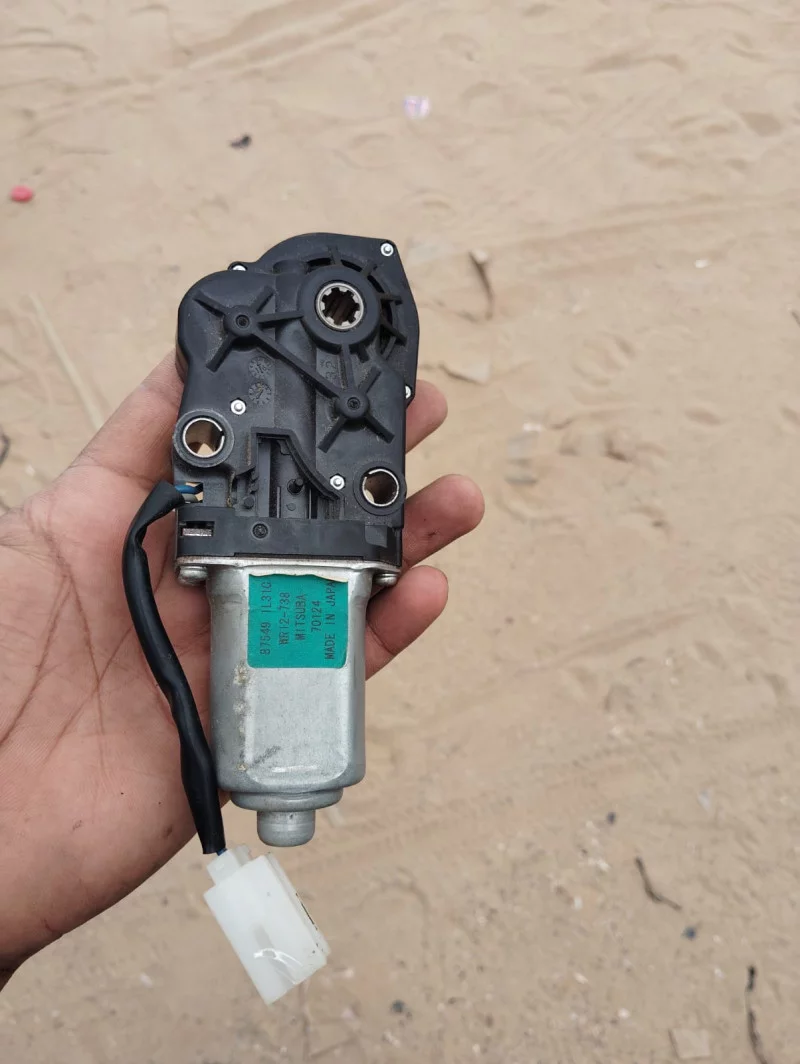 Power Seat Motor For Nissan Patrol 2010 Cod 87549 1l31c Auto spare parts in Al Sajaa Industrial Area, Sharjah