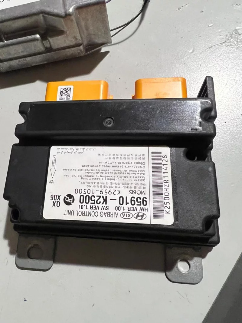 Srs Airbag Control Module For Hyundai Sonata / Kia K5 2020 2023