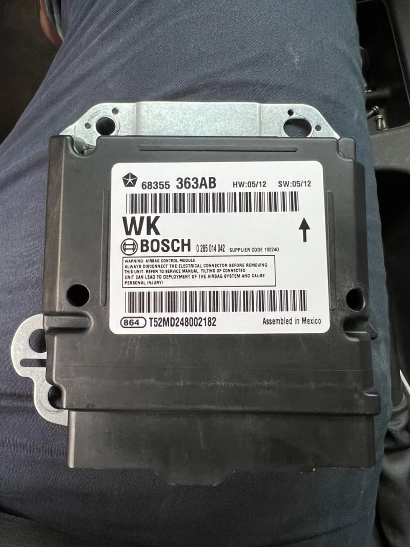 Srs Airbag Control Module For Jeep Grand Cherokee (wk2) 2011 2013